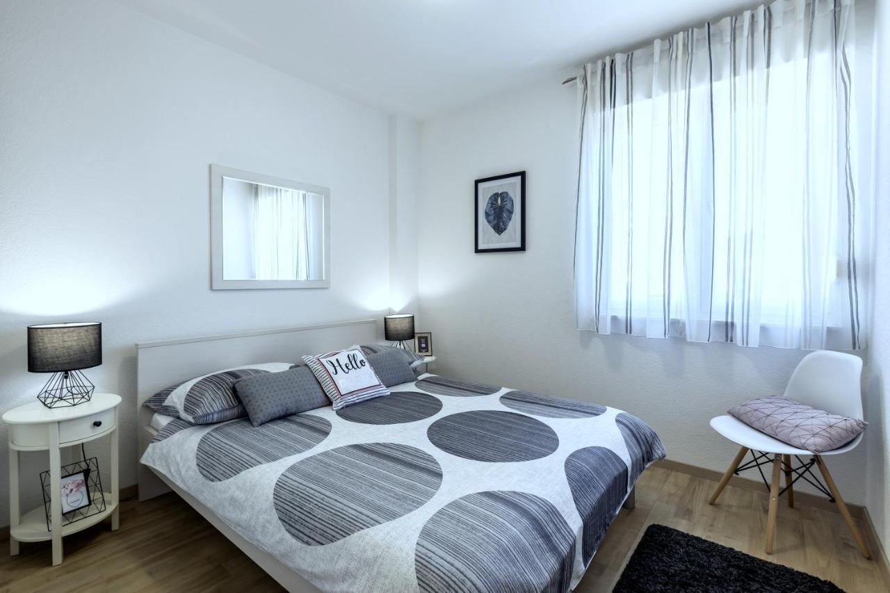 Iris Beach Apartments Kaštela Exteriér fotografie
