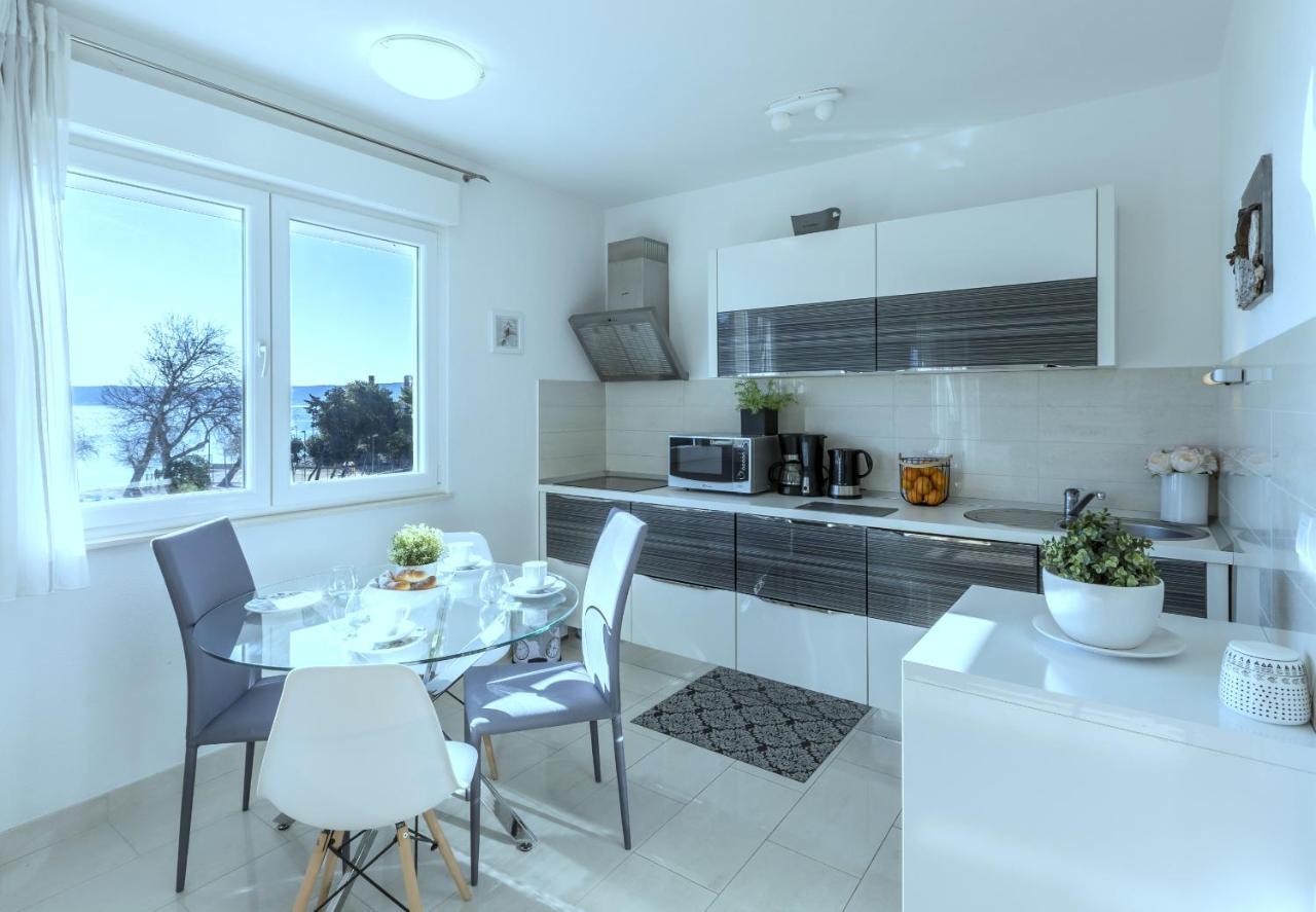 Iris Beach Apartments Kaštela Exteriér fotografie