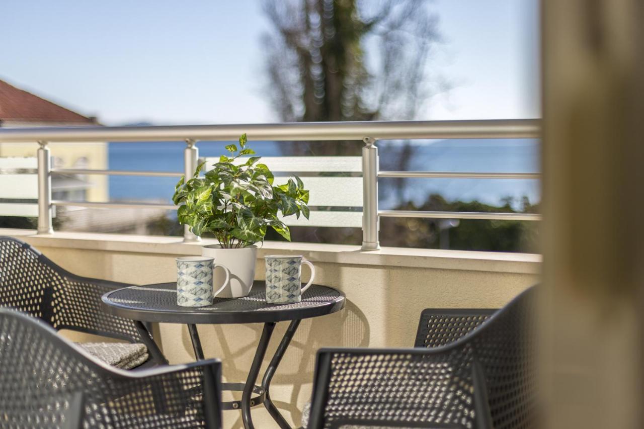 Iris Beach Apartments Kaštela Exteriér fotografie