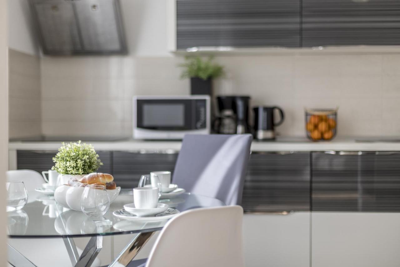 Iris Beach Apartments Kaštela Exteriér fotografie